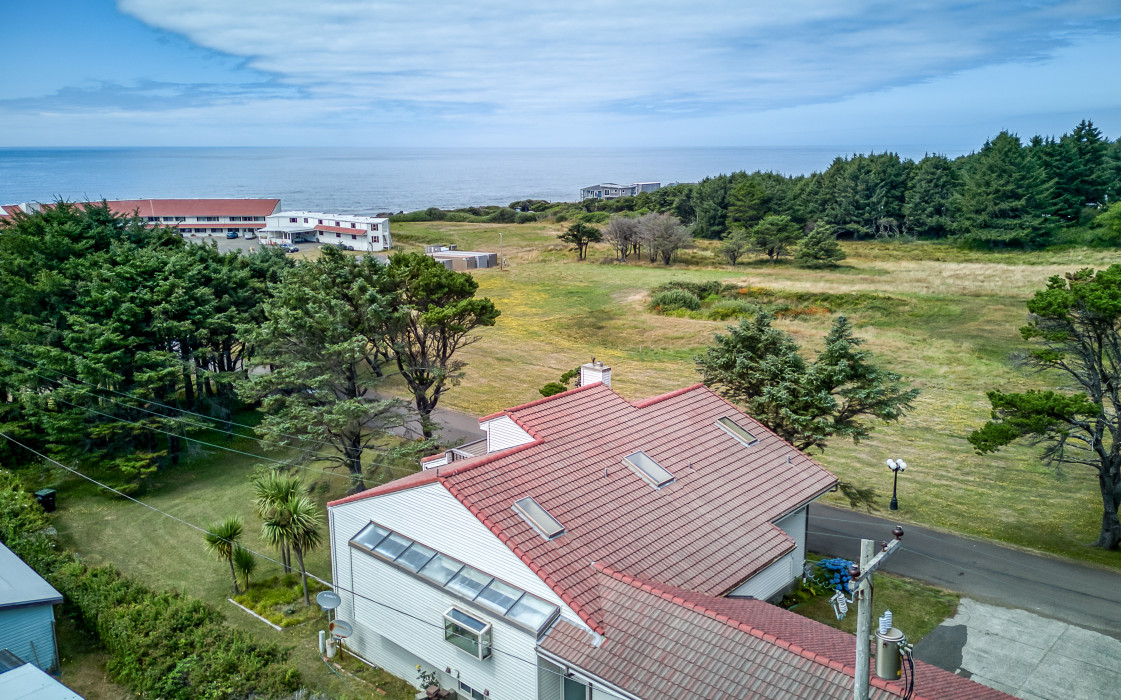  Ocean Breeze House